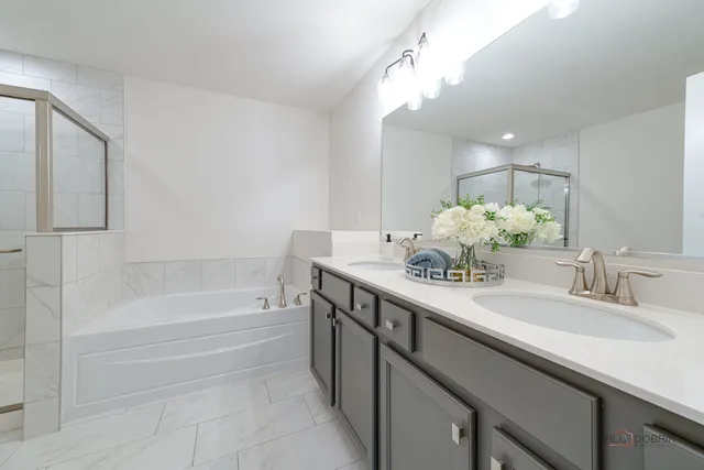 $679,000 | 23113 North Pinehurst Drive, Kildeer, IL 60047