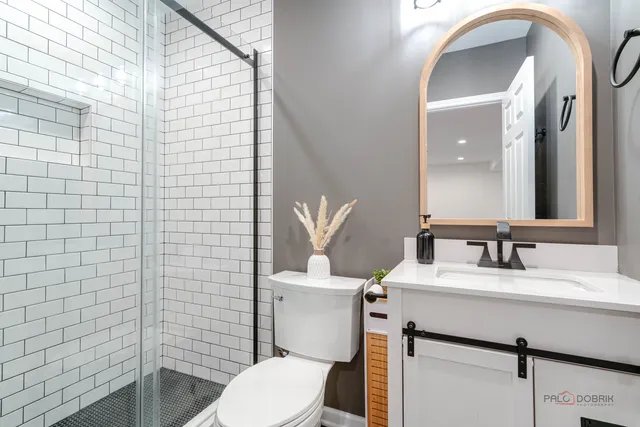 $679,000 | 23113 North Pinehurst Drive, Kildeer, IL 60047