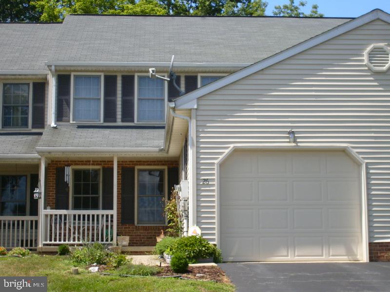 26 Greythorne Road Lancaster, PA 17603 - Photo 1 of 12 Gallery Image 1