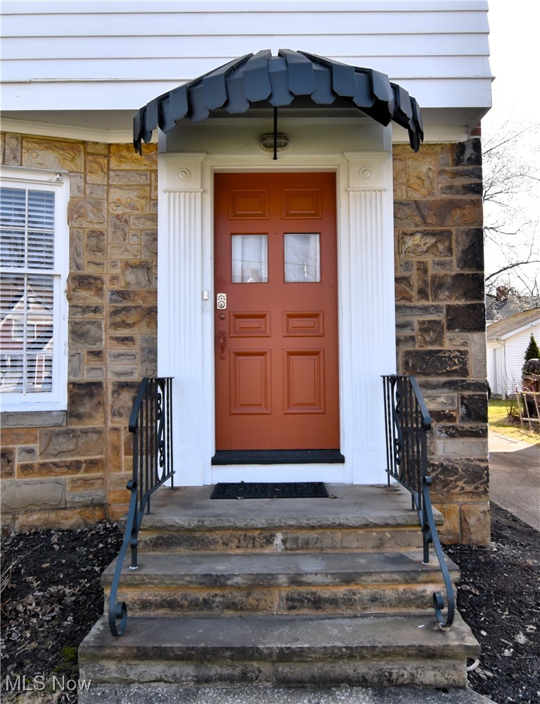 2323 Allison Road University Heights, OH 44118 - Photo 2 of 43