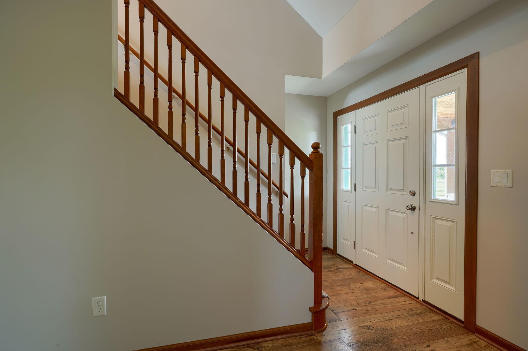 19497 Jones Road Mount Sterling, OH 43143 - Photo 36 of 56 Entryway