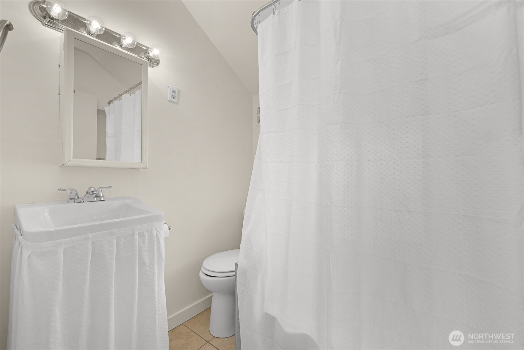 2085 Cottage Place Ferndale, WA 98248 - Photo 26 of 36