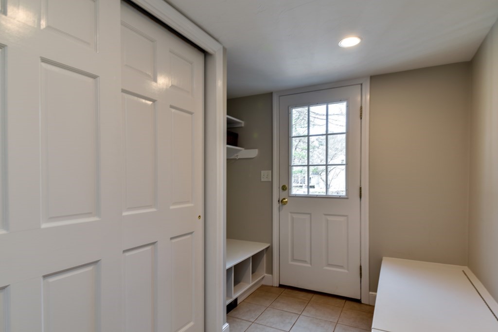 20 Nicholas Road Hopkinton, MA 01748 - Photo 15 of 39 Gallery Image 15