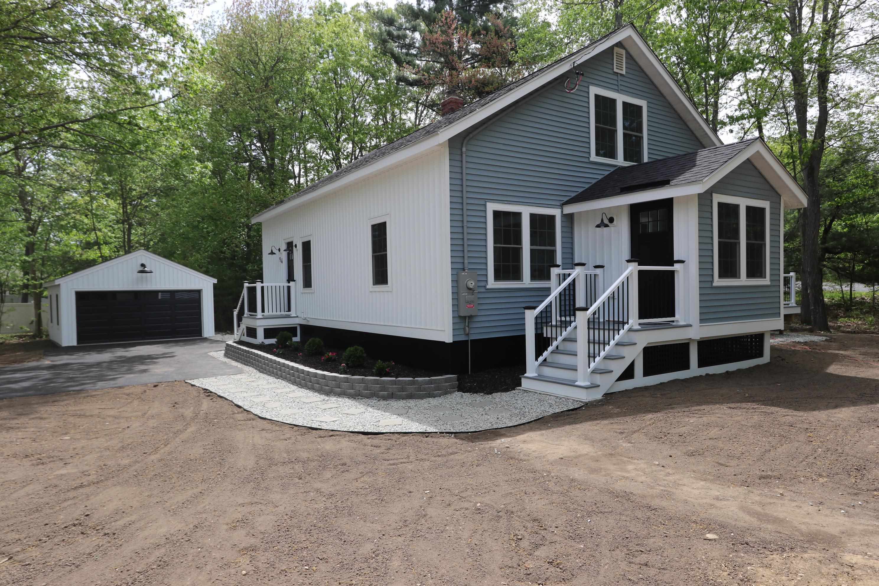 94 Blackwater Road Somersworth, NH 03878 - Photo 3 of 32