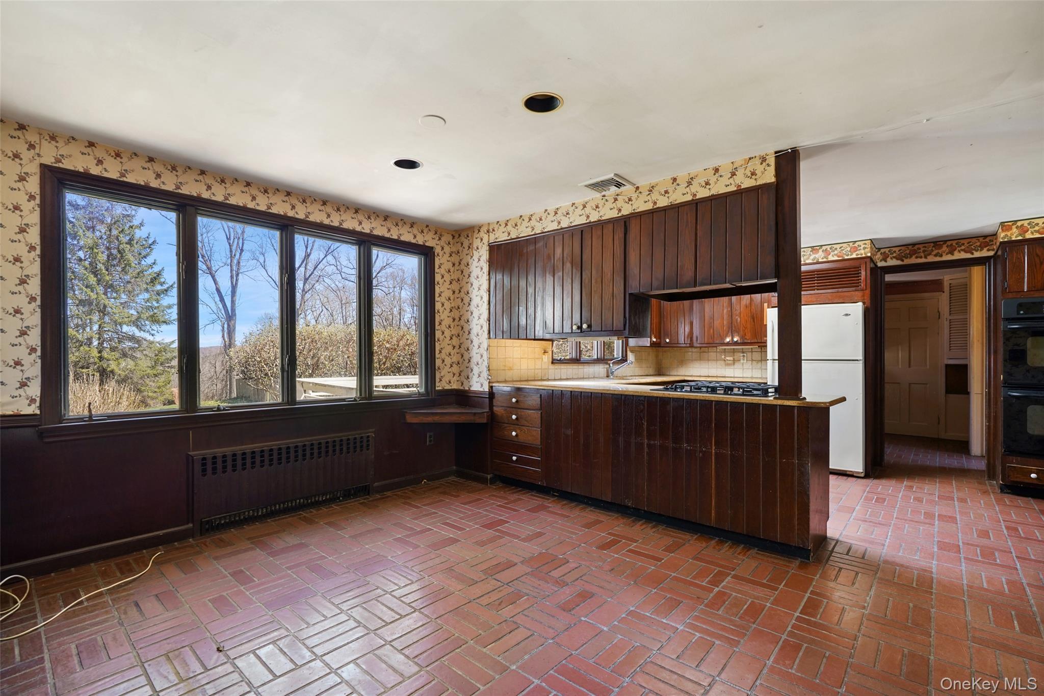 220 Middle Patent Road Bedford, NY 10506 - Photo 15 of 20