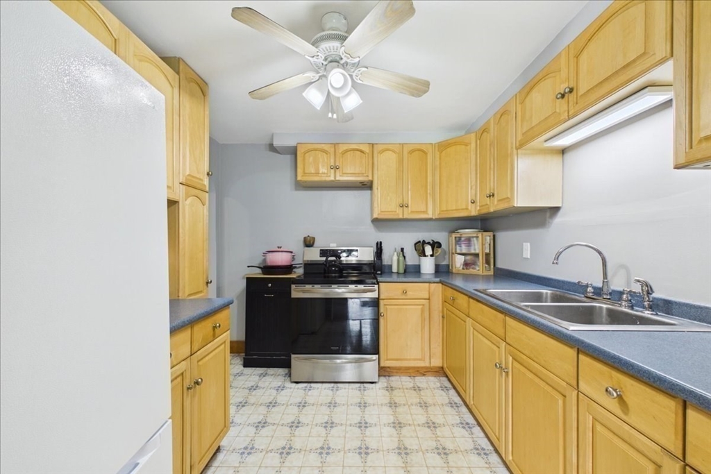 35 Anawan Street Rehoboth, MA 02769 - Photo 9 of 39