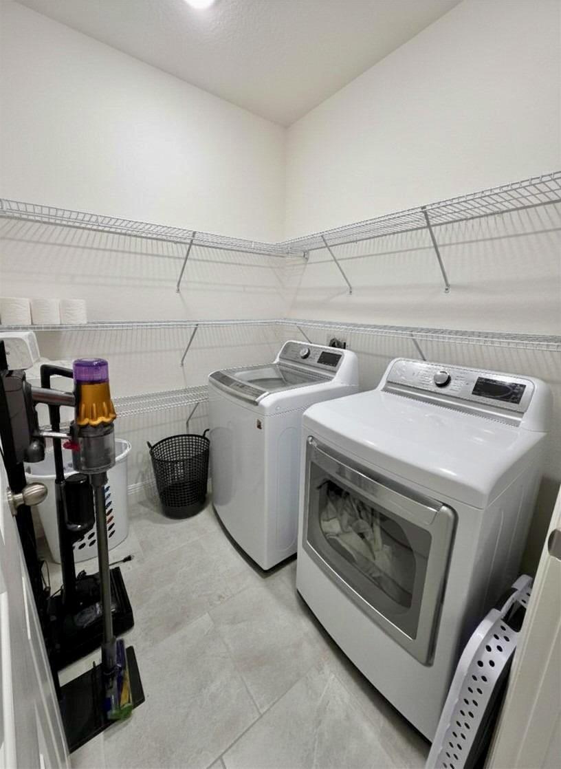 260 Hamlet Loop Davenport, FL 33837 - Photo 15 of 19 7e1c8972-ee4c-4639-80f9-6588a2a98dc4