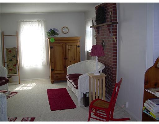 1246 Potts Road Home, PA 15747 - Photo 5 of 18 Living Room.