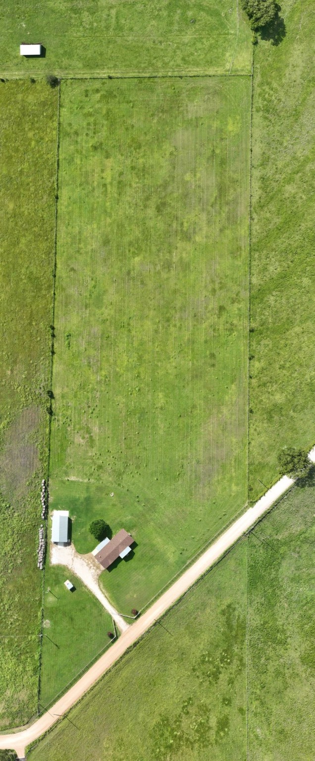 10901 Harmon School Road Burton, TX 77835 - Photo 23 of 23 a bathroom with a shower