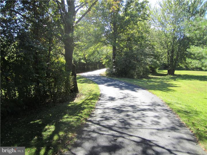 1575 Kumry Road Quakertown, PA 18951 - Photo 2 of 25 Gallery Image 2