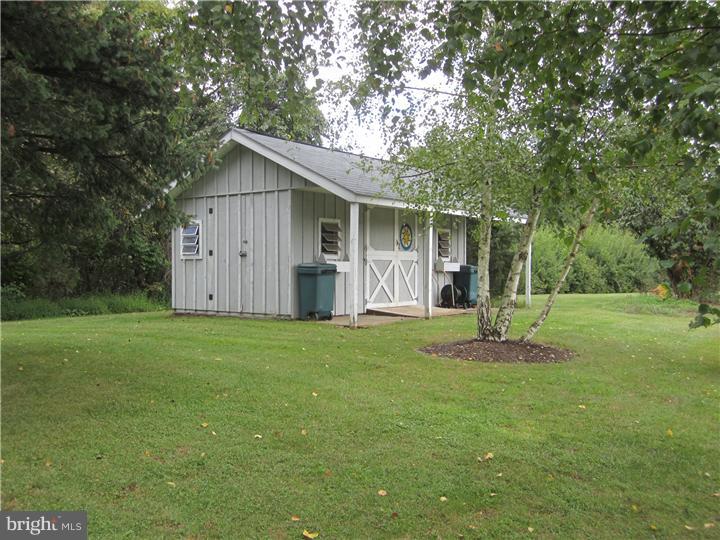 1575 Kumry Road Quakertown, PA 18951 - Photo 19 of 25 Gallery Image 19