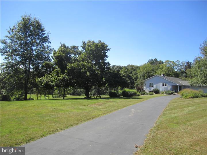 1575 Kumry Road Quakertown, PA 18951 - Photo 4 of 25 Gallery Image 4