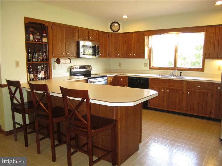 1575 Kumry Road Quakertown, PA 18951 - Photo 7 of 25 Gallery Image 7