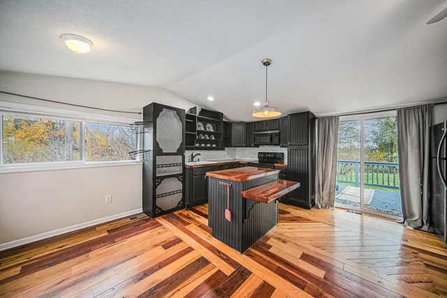 $225,000 | 301 North Francisco Road, Grass Lake, MI 49240