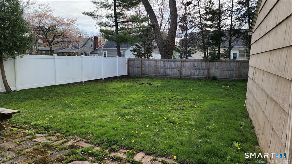 25 Madsen Road West Hartford, CT 06110 - Photo 14 of 16 Gallery Image 14