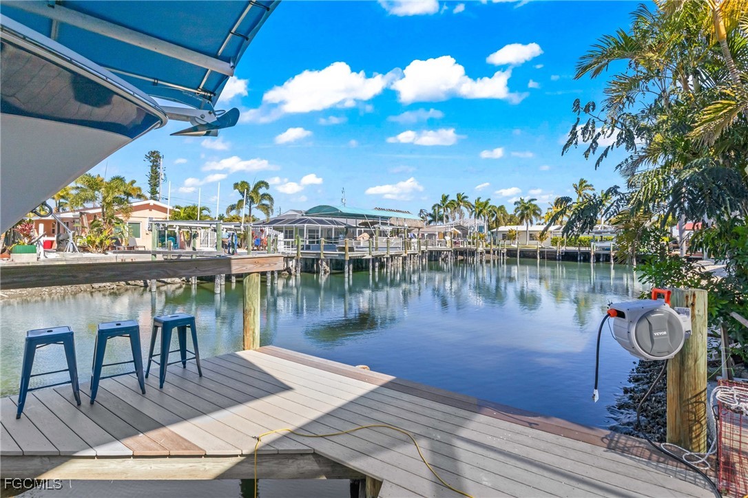 2556 Cay Cove Matlacha, FL 33993 - Photo 35 of 44