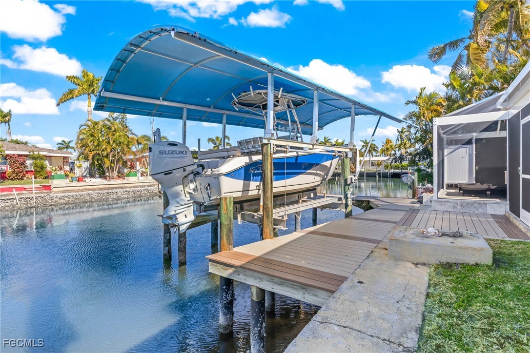 2556 Cay Cove Matlacha, FL 33993 - Photo 36 of 44