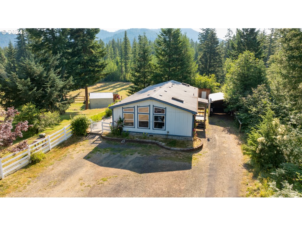 61 Meadow Crest Road Carson, WA 98610 - Photo 7 of 40 Gallery Image 7