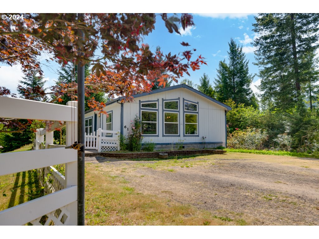 61 Meadow Crest Road Carson, WA 98610 - Photo 8 of 40 Gallery Image 8