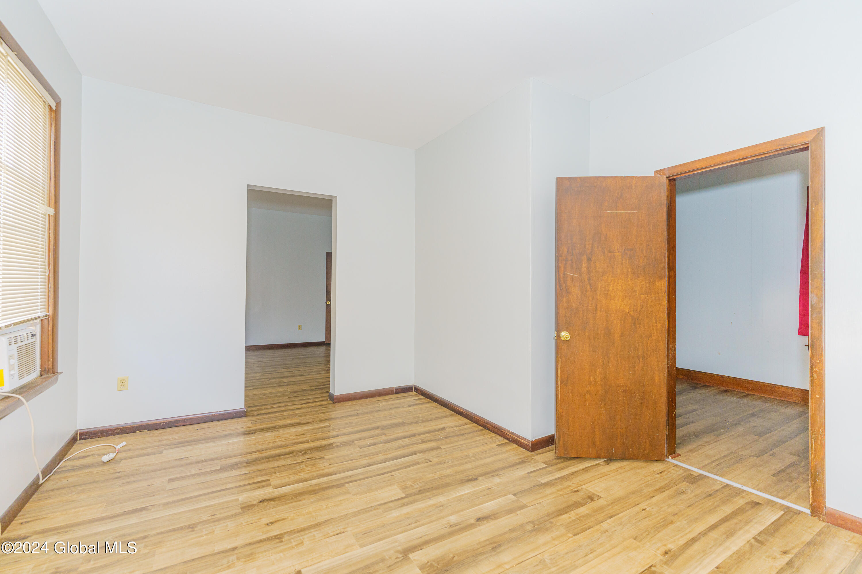 151 Front Street Schenectady, NY 12305 - Photo 16 of 55 1 Apt Up 2