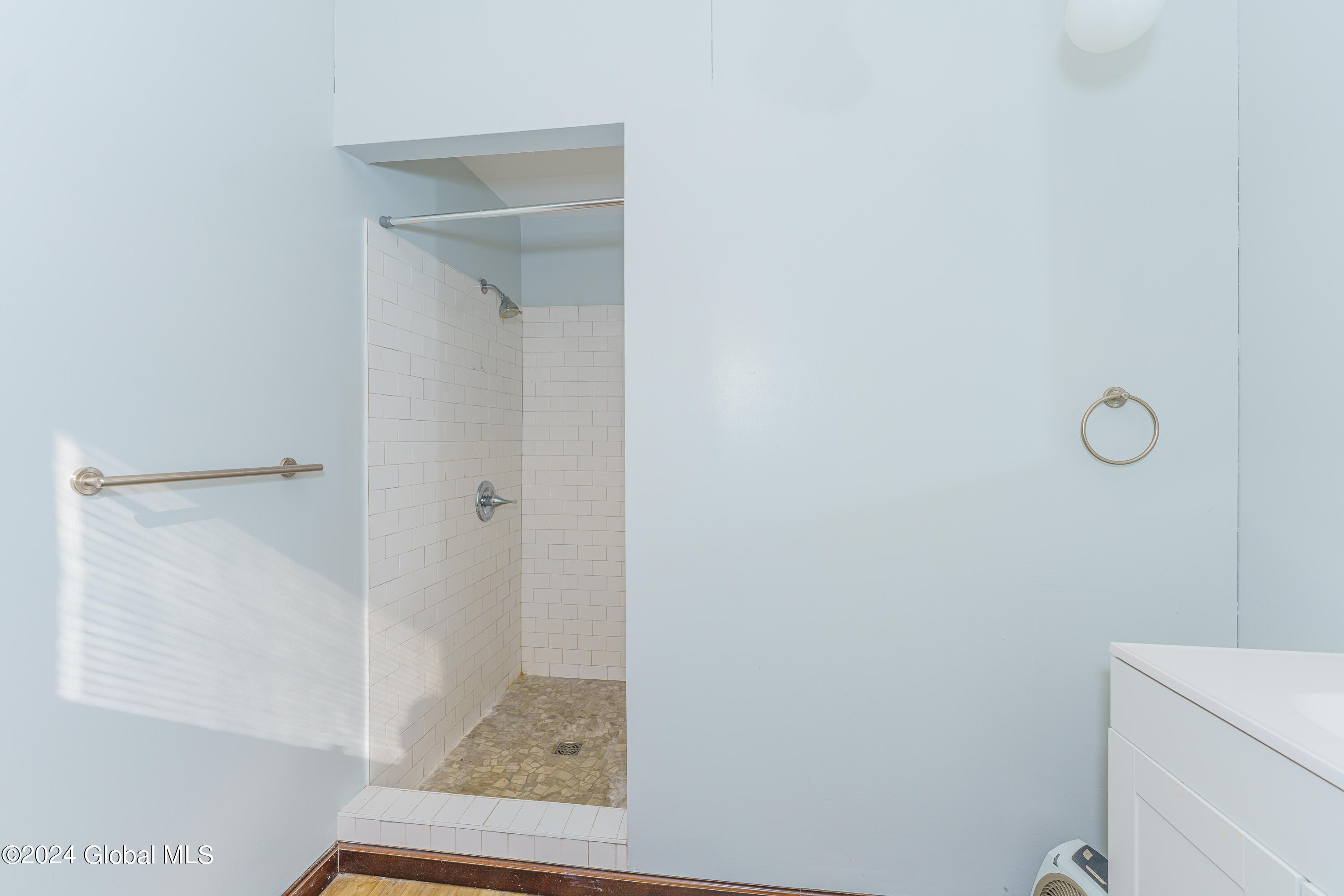 151 Front Street Schenectady, NY 12305 - Photo 26 of 55 1 Apt Up 24