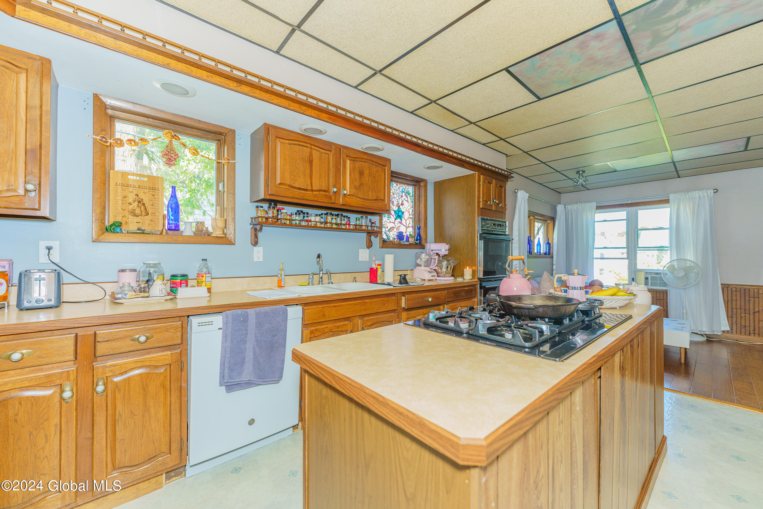 151 Front Street Schenectady, NY 12305 - Photo 27 of 55 2 Apt Down 8