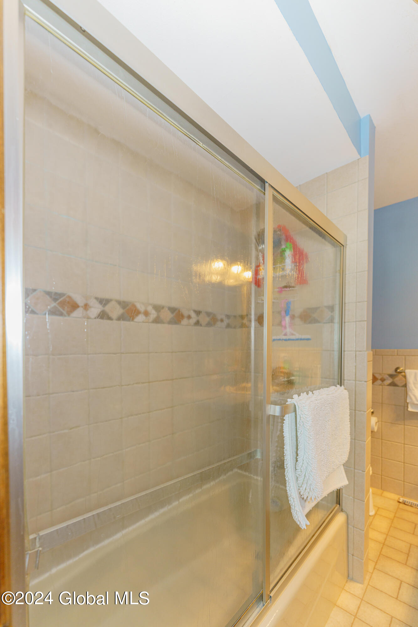 151 Front Street Schenectady, NY 12305 - Photo 45 of 55 2 Apt Down 20