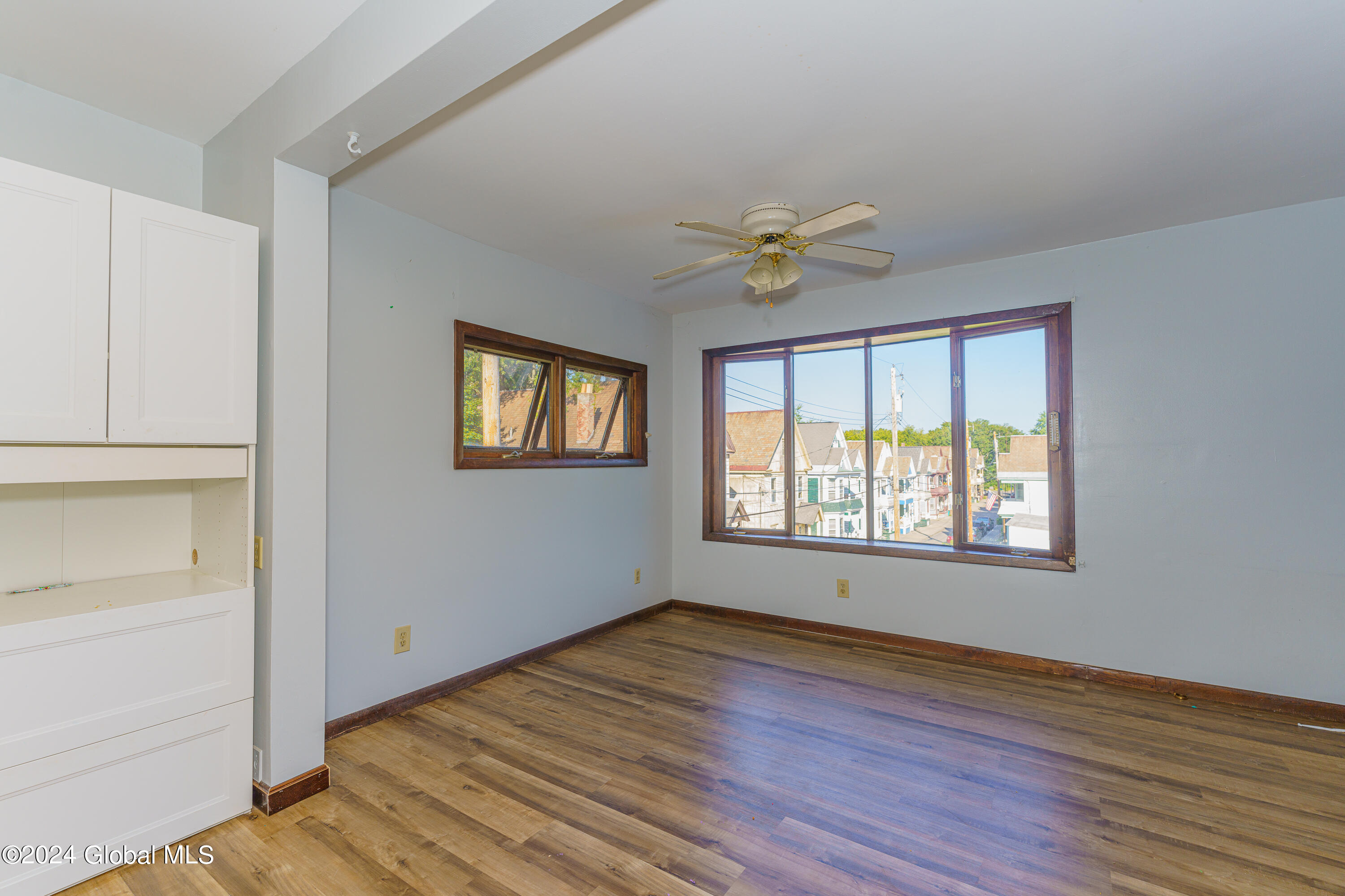 151 Front Street Schenectady, NY 12305 - Photo 10 of 55 1 Apt Up 11