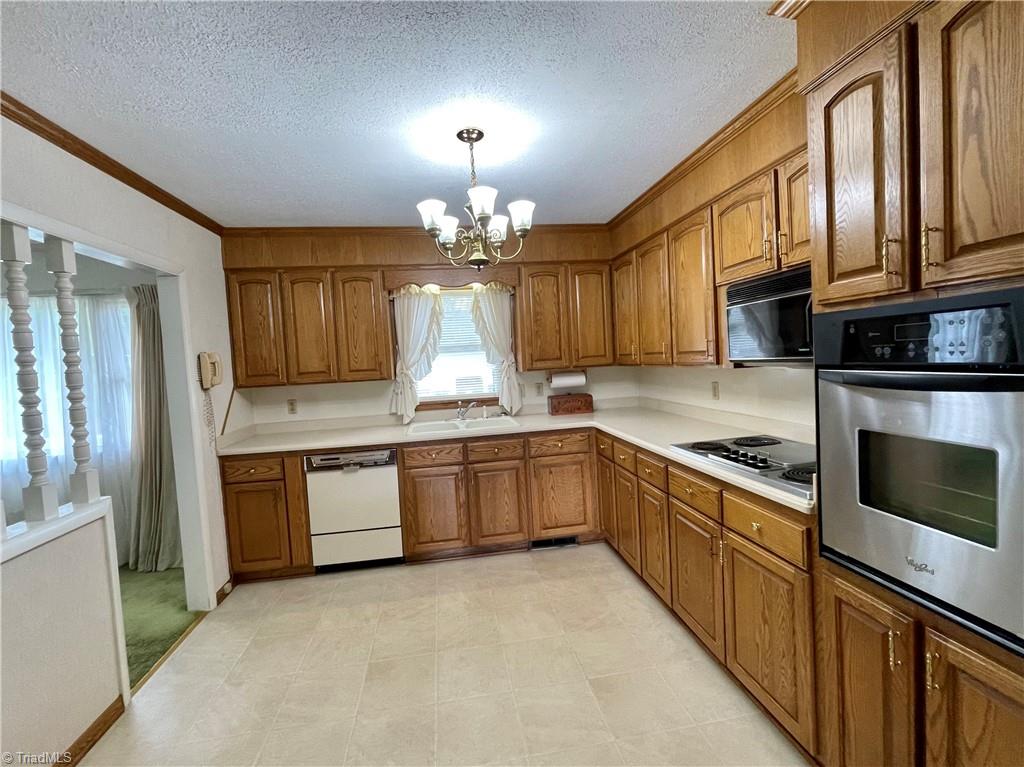 6487 Turnpike Road High Point, NC 27263 - Photo 14 of 38