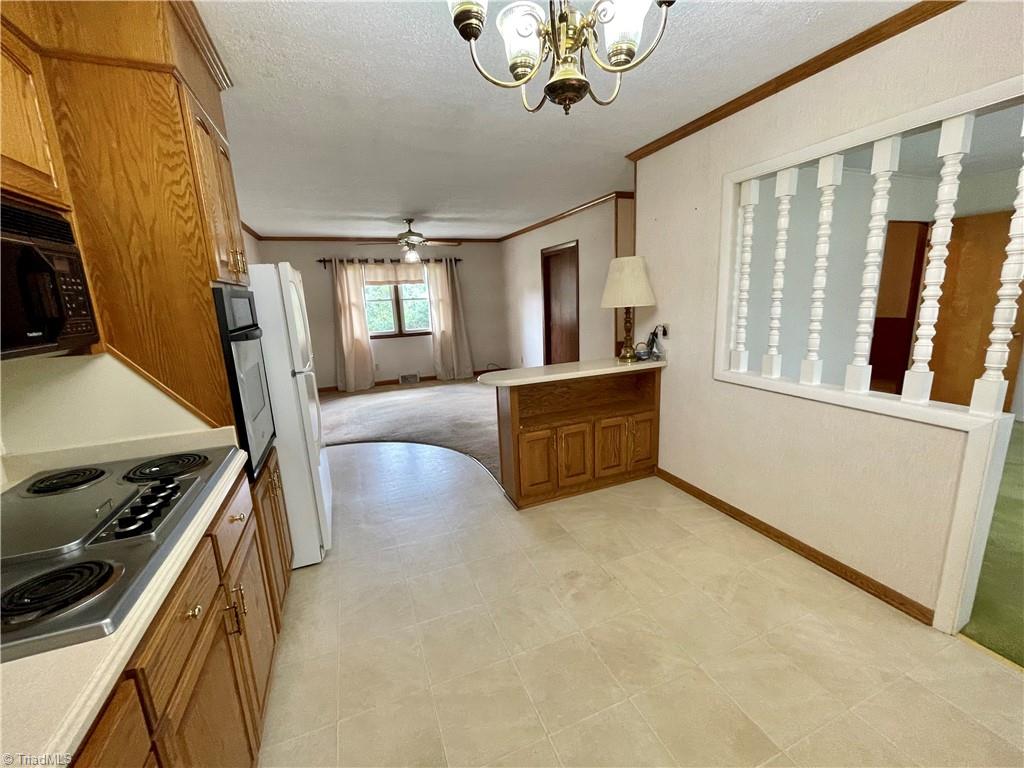6487 Turnpike Road High Point, NC 27263 - Photo 8 of 38