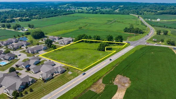 $425,000 | 1650 Richvale Road, Zanesville, OH 43701