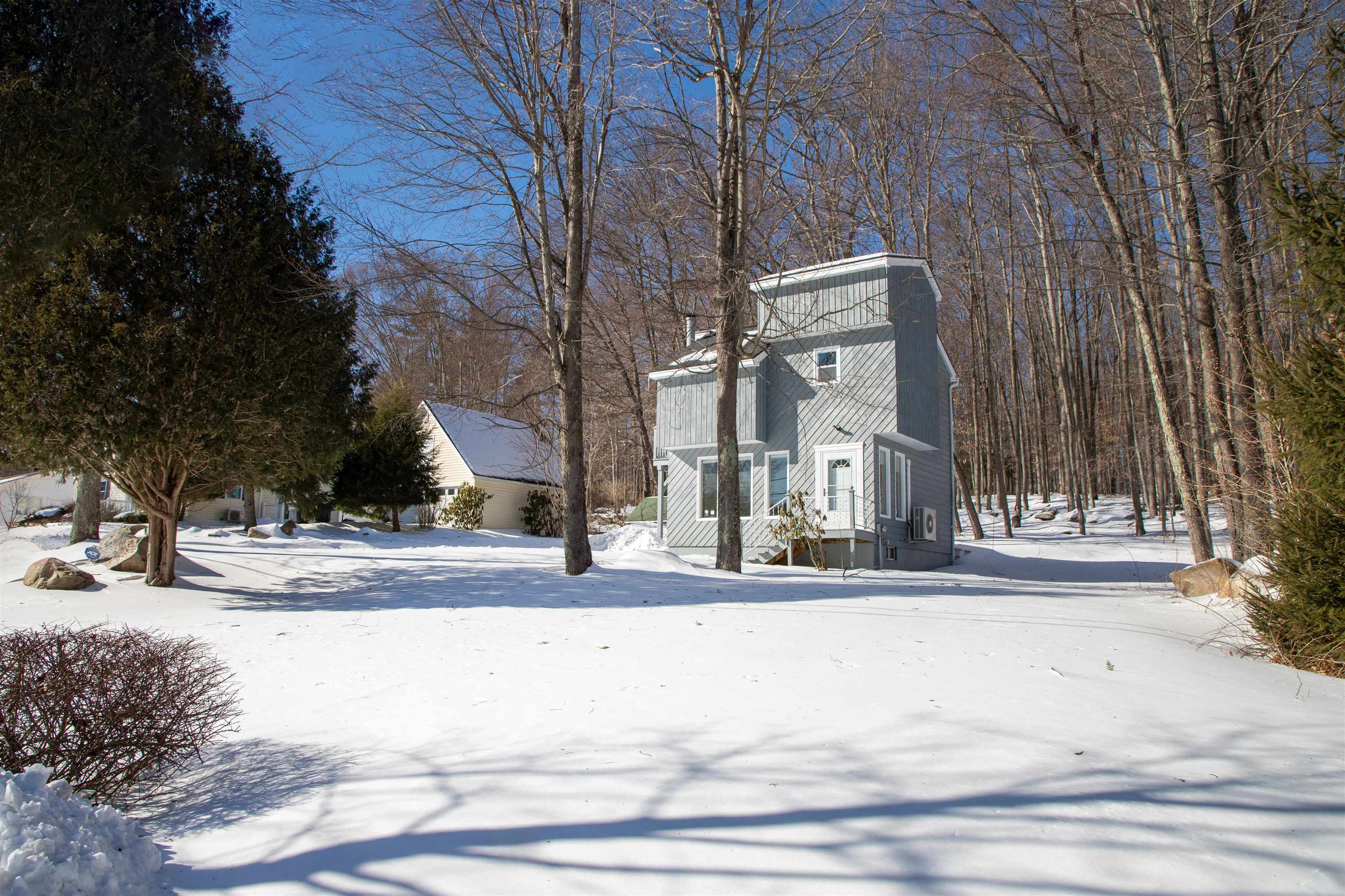 12 Stoneridge Drive Rutland, VT 05701 - Photo 4 of 23 Gallery Image 4