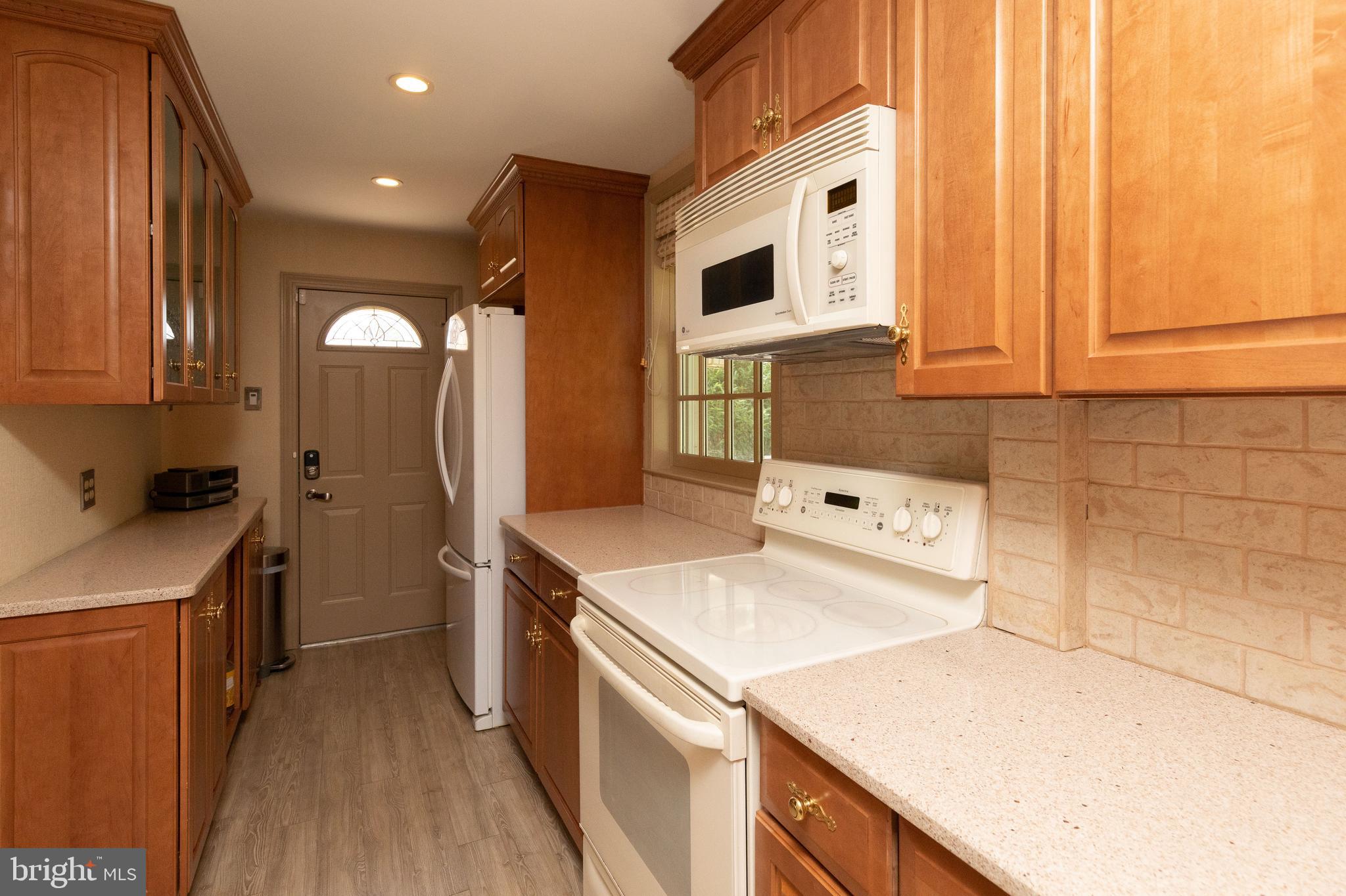 747 Baeder Road Jenkintown, PA 19046 - Photo 23 of 49 Backdoor Exit from Kitchen to the Deck