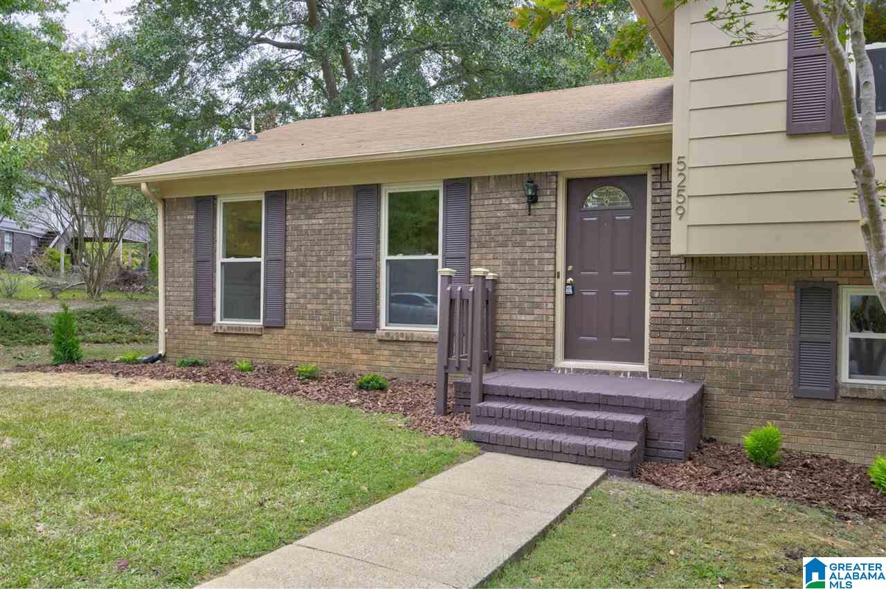 5259 Stevens Court Mount Olive, AL 35117 - Photo 3 of 20