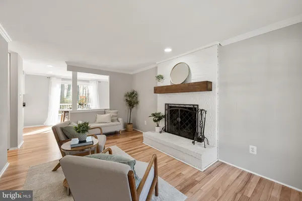 $799,000 | 8411 Chillum Court, Springfield, VA 22153