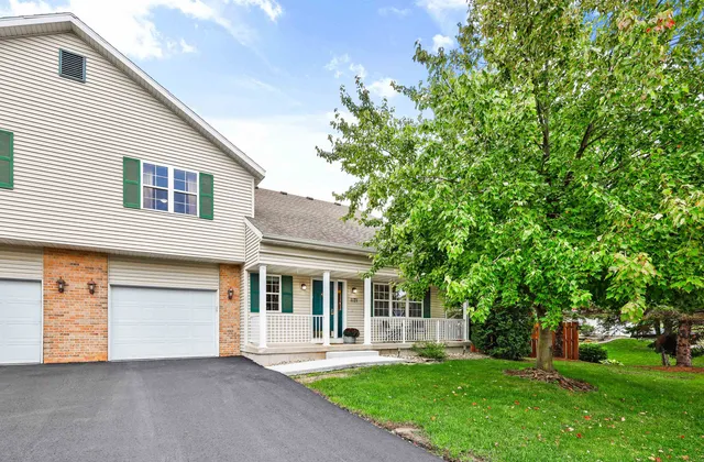 $289,000 | 1171 School Street, Sun Prairie, WI 53590