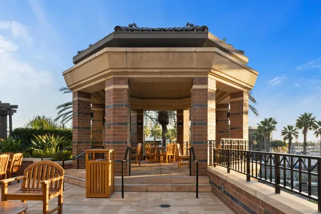 $925,000 | 500 West Harbor Drive, Unit 915, San Diego, CA 92101