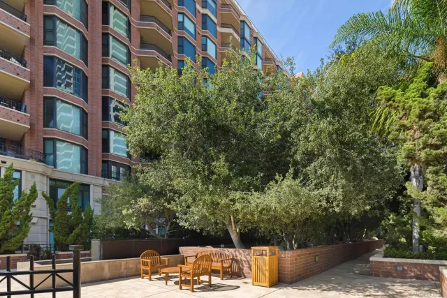 $925,000 | 500 West Harbor Drive, Unit 915, San Diego, CA 92101