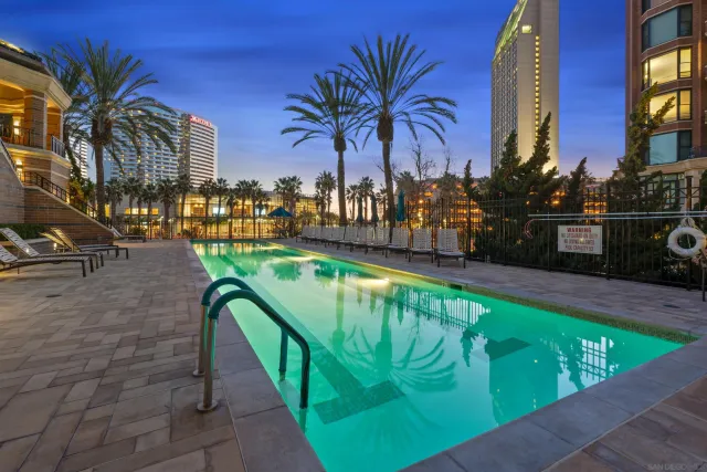 $925,000 | 500 West Harbor Drive, Unit 915, San Diego, CA 92101