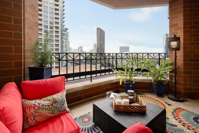 $925,000 | 500 West Harbor Drive, Unit 915, San Diego, CA 92101