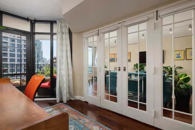 $925,000 | 500 West Harbor Drive, Unit 915, San Diego, CA 92101