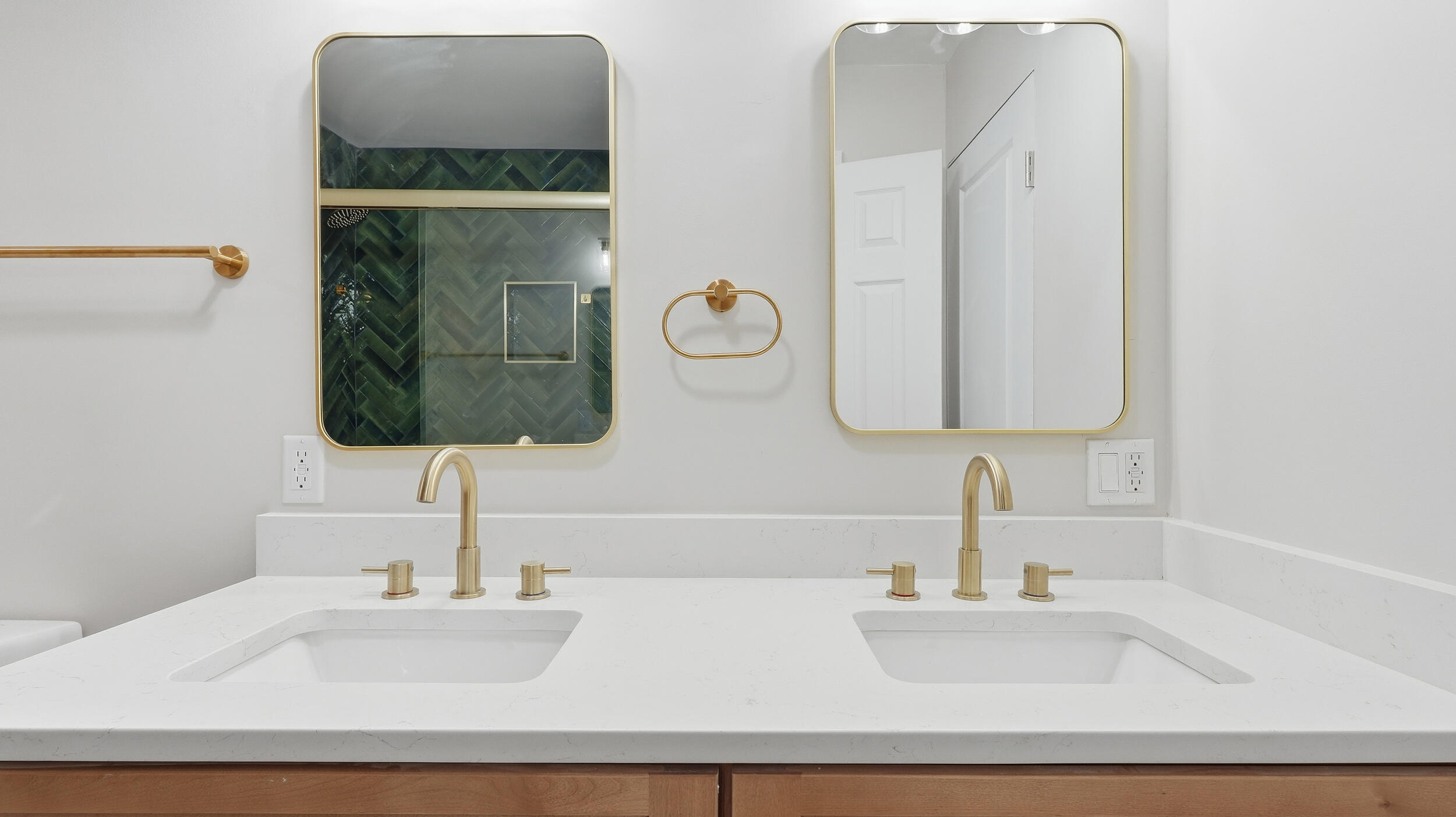 928 Ridgeway Avenue Signal Mountain, TN 37377 - Photo 14 of 41 18_928 ridgeway ave-18