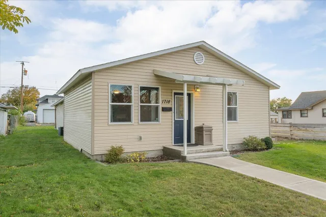 $339,900 | 1718 East Sinto Avenue, Spokane, WA 99202