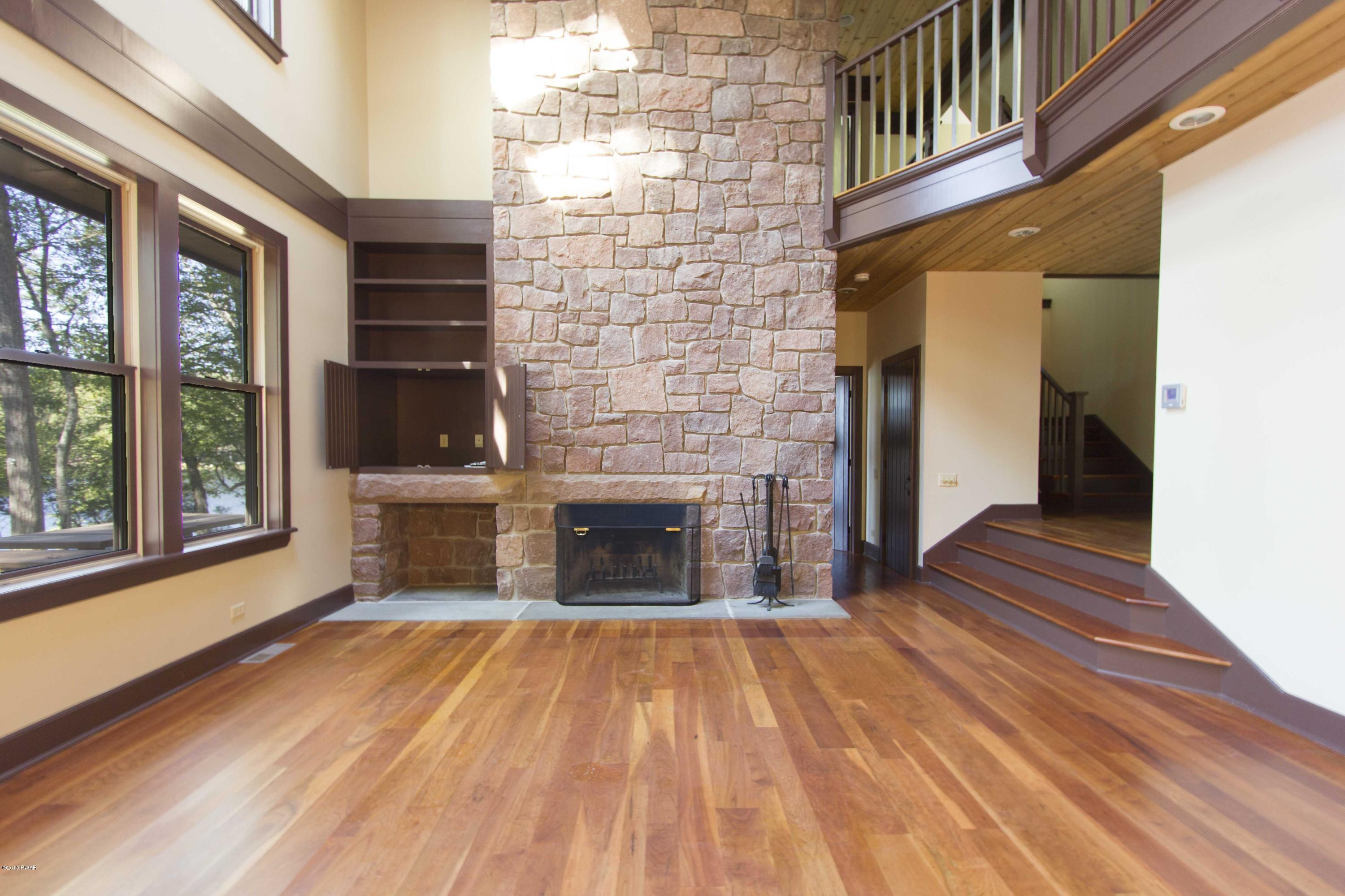1 East Wenonah Road Tafton, PA 18464 - Photo 8 of 27