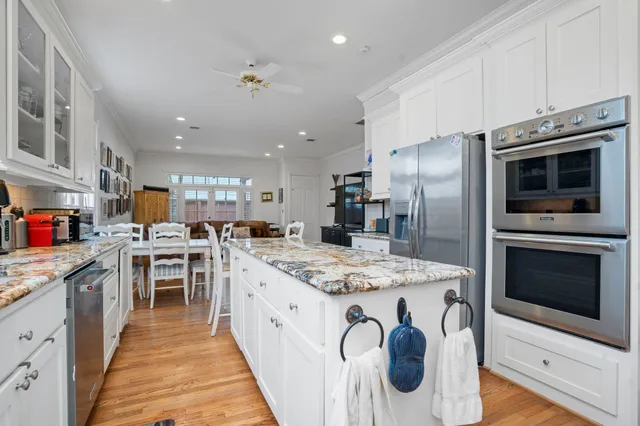 $888,000 | 1211 Nantucket Drive, Unit C, Houston, TX 77057