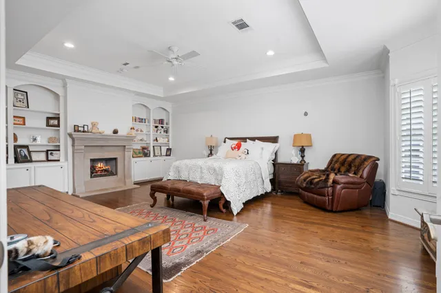 $888,000 | 1211 Nantucket Drive, Unit C, Houston, TX 77057