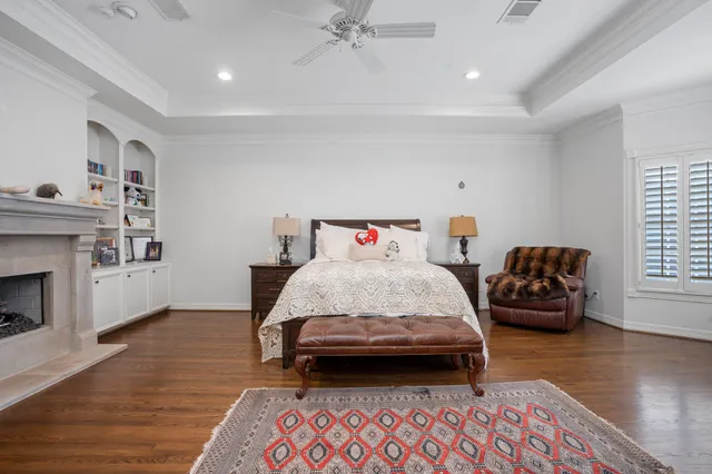 $888,000 | 1211 Nantucket Drive, Unit C, Houston, TX 77057