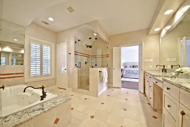 $888,000 | 1211 Nantucket Drive, Unit C, Houston, TX 77057