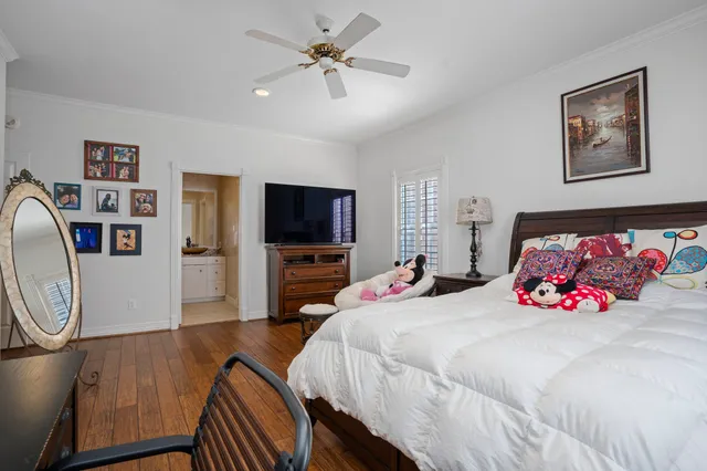 $888,000 | 1211 Nantucket Drive, Unit C, Houston, TX 77057