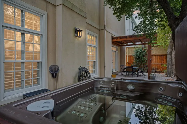 $888,000 | 1211 Nantucket Drive, Unit C, Houston, TX 77057